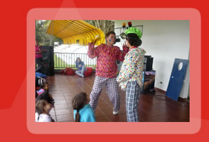 Gimnasio infantil, payasos, mimos y talleres recreativos.